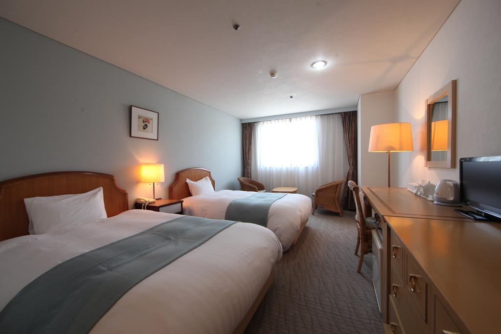Okido Hotel Tonosho  Buitenkant foto