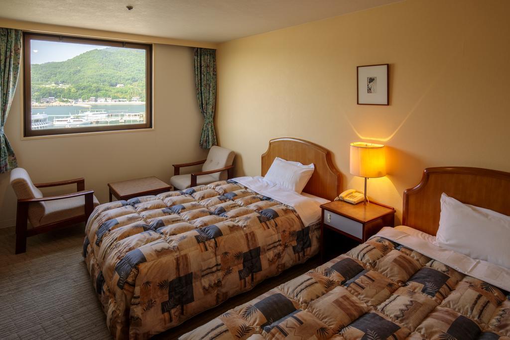 Okido Hotel Tonosho  Buitenkant foto